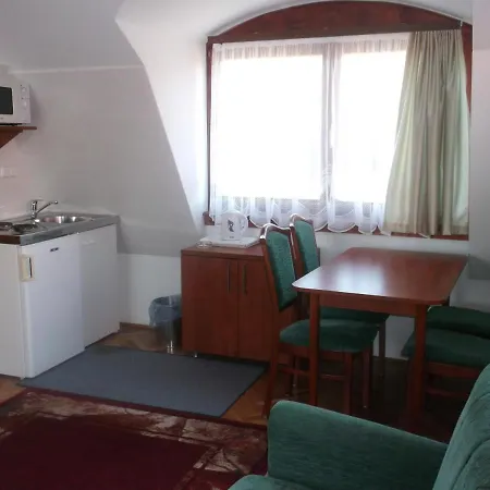 Helios Hotel