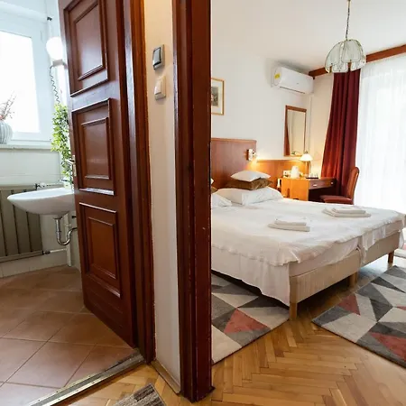 Helios 3* Budapest