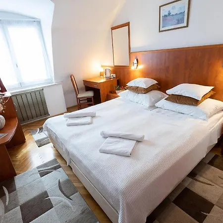 Helios Hotel