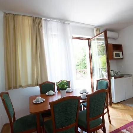 Helios Hotel 3*
