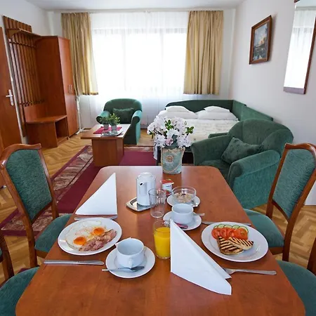 Helios Hotel