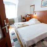 Helios Hotel